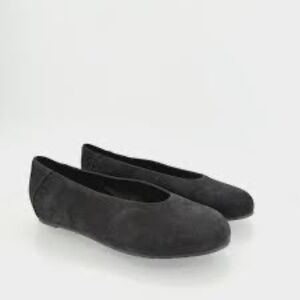 Eileen Fisher Black Flats Size 6.5